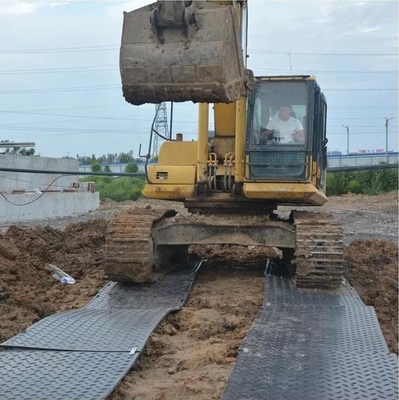 4x8ft 플라스틱 지상 보호는 과중한 업무를 위한 HDPE 트랙 매트를 난입합니다
