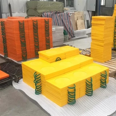 이동 크레인 트럭 안정 장치 다리 HDPE 아우트리거는 핸들과 플랫폼을 패드를 댑니다