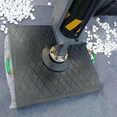 500x500mm HDPE 안전 아우트리거 패드 영역 안정 장치 다리는 크레인 발 패드를 패드를 댑니다
